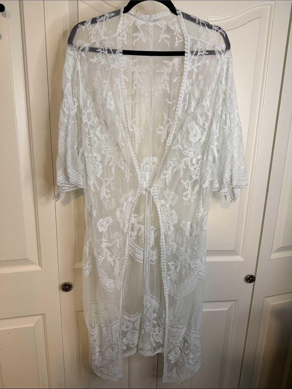Lace kimono